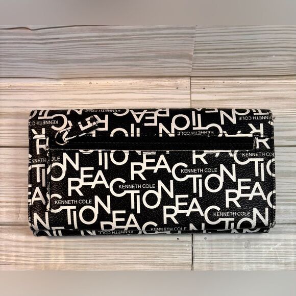 093- Kenneth Cole Reaction Black& White Long Wallet - Picture 2 of 9